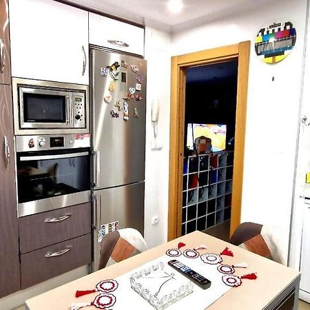 M&J Apartment Gijon Bagian luar foto