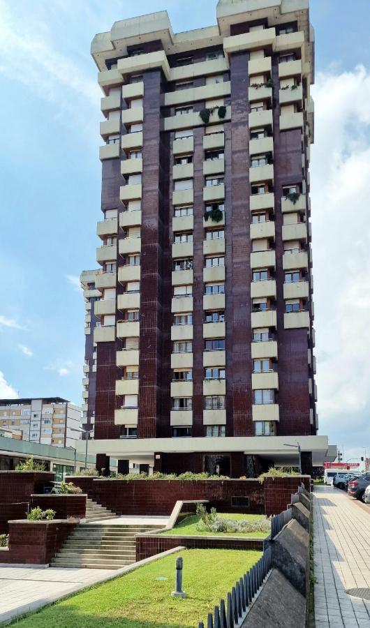 M&J Apartment Gijon Bagian luar foto