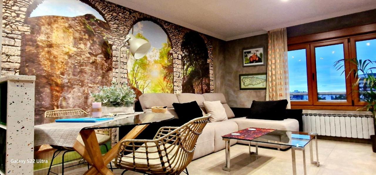 M&J Apartment Gijon Bagian luar foto